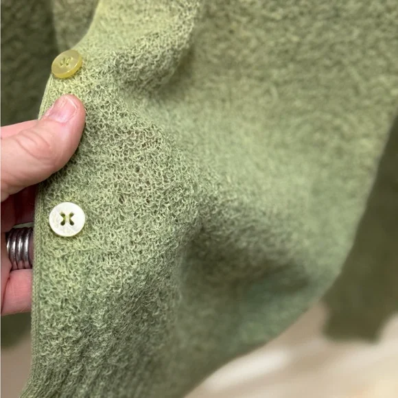 1950s Sage Green Women's Cardigan Sweater Monogram D - V neck Very Good Cond. - Picture 5 of 8